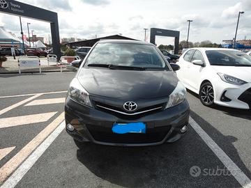 toyota yaris 1.0 lounge