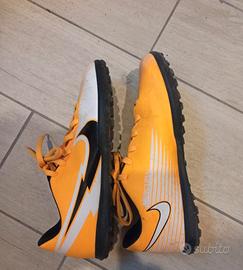 scarpe calcetto cone nuove 38.5