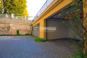 Magazzino a Bologna Via dell'Indipendenza 4 locali