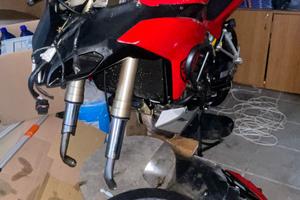 Multistrada 1200 incidentata