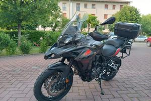 Benelli TRK 502X