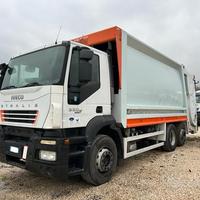 Iveco Stralis 330 E5 6x2 compattatore per rifiuti