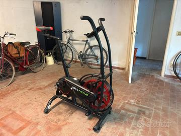 Ellittica nuova mai usata