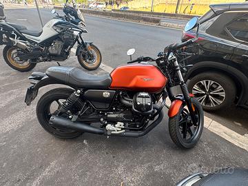 V7 stone 850