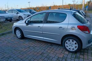 Peugeot 207 usata