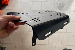 Portapacchi hepco e becker per ducati desertx