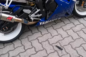 yamaha R1 2002 perfetta 