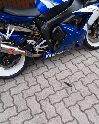 yamaha R1 2002 perfetta 