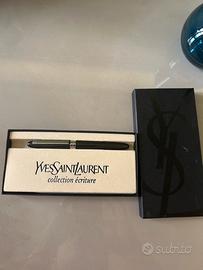Penna Yves Saint Laurent YSL