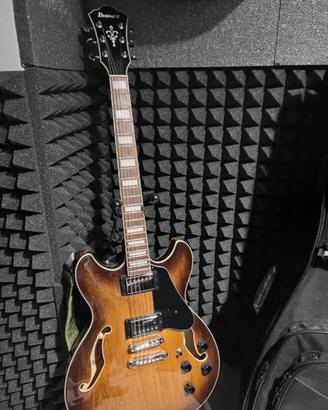 Chitarra semi acustica