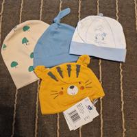 4 cappellini neonato taglia unica