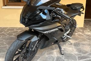 Yamaha yzf r125