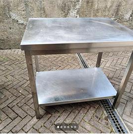 banchi acciaio inox ristorazione 