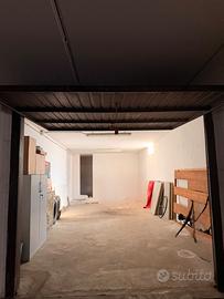 Ampio garage 45 mq