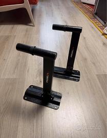 Supporti a muro per diffusori audio