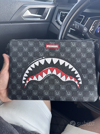 Pochette Sprayground nuovo