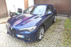 Alfa Romeo Stelvio 210 CV allestimento Veloce