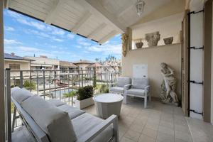 3 LOCALI A CASTELNUOVO DEL GARDA