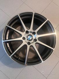 4 Cerchi bmw 19’’ (Posteriori crepati)- trattabile