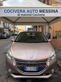 Peugeot 208 1.4 HDi 68 CV 5 porte Allure full opti
