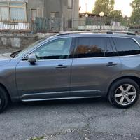 VOLVO XC90 D4 7 posti PER FAMIGLIE