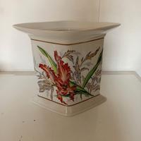 Vaso di fiori in ceramica dipinto a mano.