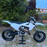 Husqvarna tc 125 motard