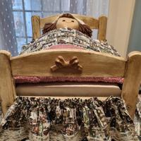 Lettino per le bambole in stile shabby chic 