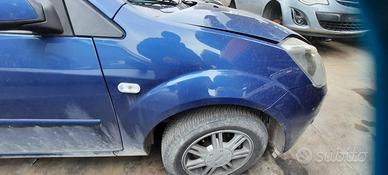 FORD FIESTA 2007 - PARAFANGO DESTRO