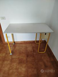 Scrivania da cameretta 