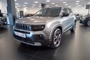 Jeep Avenger 1.2 Turbo 100 CV MHEV Summit