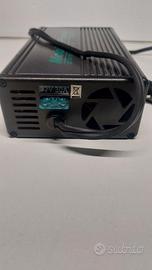 Trasformatore per auto da 12 a 220 volt