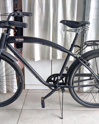 bicicletta bici passeggio cafè racer Unieuro nera