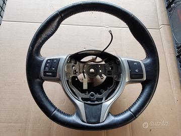 Volante TOYOTA VERSO-S del 2012