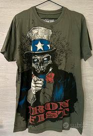 T-shirt verde scuro con stampa Iron Fist