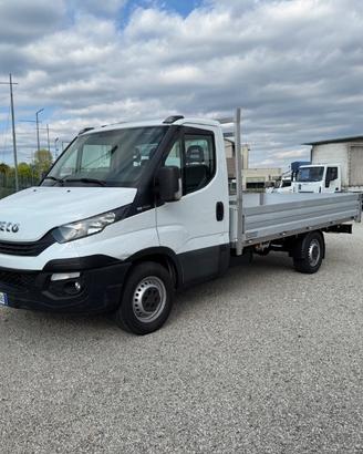 IVECO Daily 35 S 14 a cassone in INOX