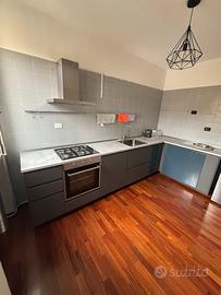 CUCINA SMONTABILE + FRIGORIFERO