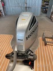 Fuoribordo Honda 250