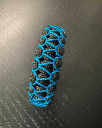 Braccialetto Paracord tipo Schiavo nero e blu
