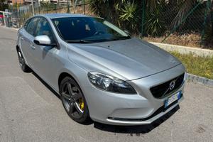 Volvo V40 D3  Momentum 2.0 5 Cilindri 150cv