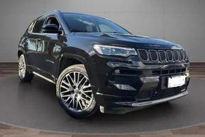 Jeep Compass 1500 ibrida  turbo t4 mhev Summit