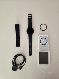 Samsung Galaxy Watch4 44 mm + accessori nuovi