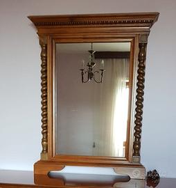 Specchio in Legno di Noce massello