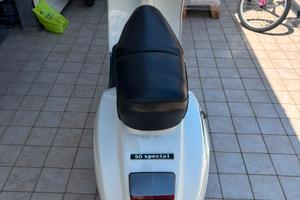 vespa 50 special