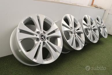 Cerchi in lega Mercedes Classe A B CLA V 17