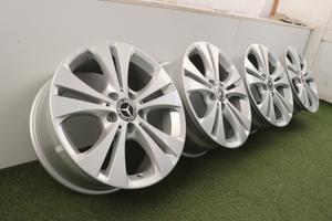 Cerchi in lega Mercedes Classe A B CLA V 17