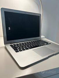 Apple MacBook Air 13" - i5 - 512 GB