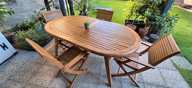 TAVOLO E SEDIE IN LEGNO DA GIARDINO
