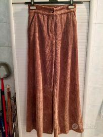 Pantaloni scamosciati Made in Italy