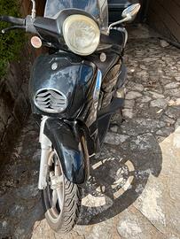 Aprilia Scarabeo 200 light 2014